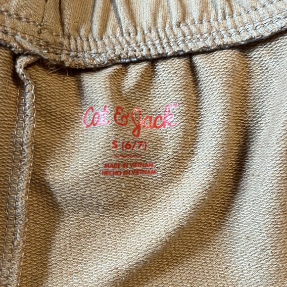 Cat & Jack Tan Shorts - Picture 5 of 6